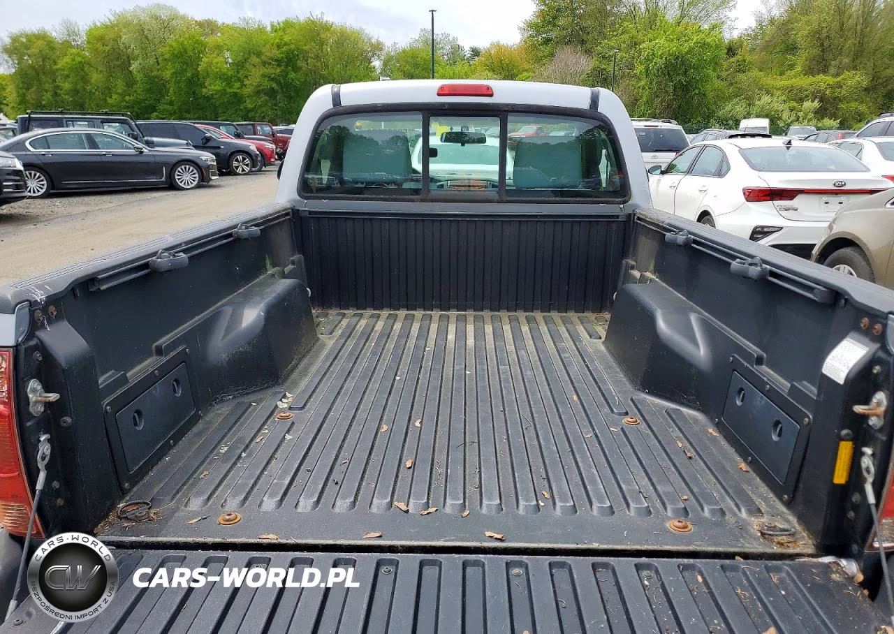 2014 Toyota Tacoma Base VIN:5TFNX4CN6EX038766 - 10