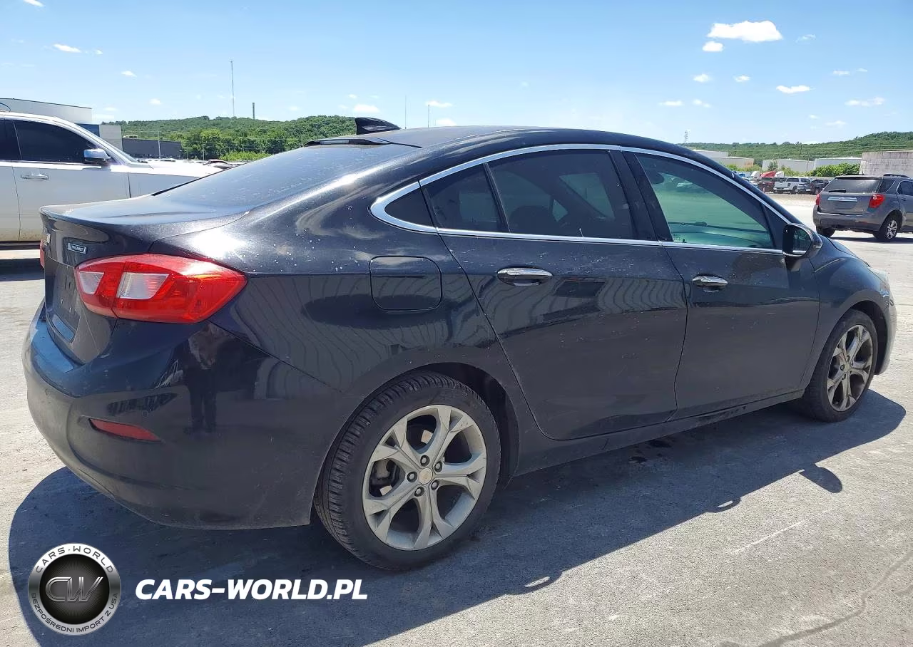 2016 Chevrolet Cruze Premier VIN:1G1BG5SM4G7323902 - 3