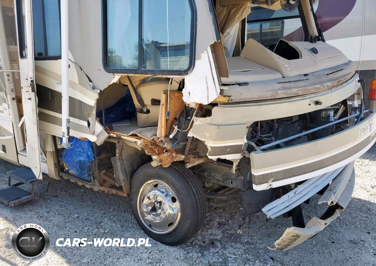 2000 Ford F550 Super Duty Stripped Chassis VIN:3FCNF53S9YJA00314 - 9