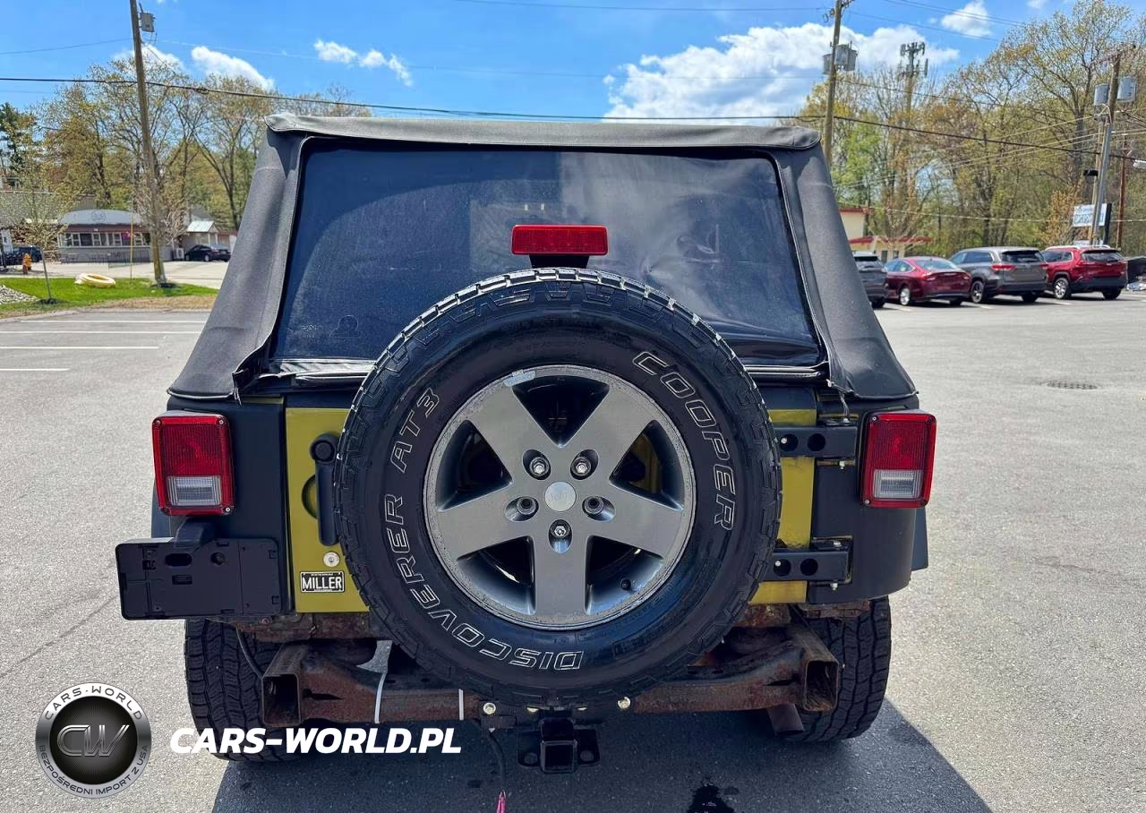 2010 Jeep Wrangler Sport VIN:1J4AA2D16AL201301 - 8