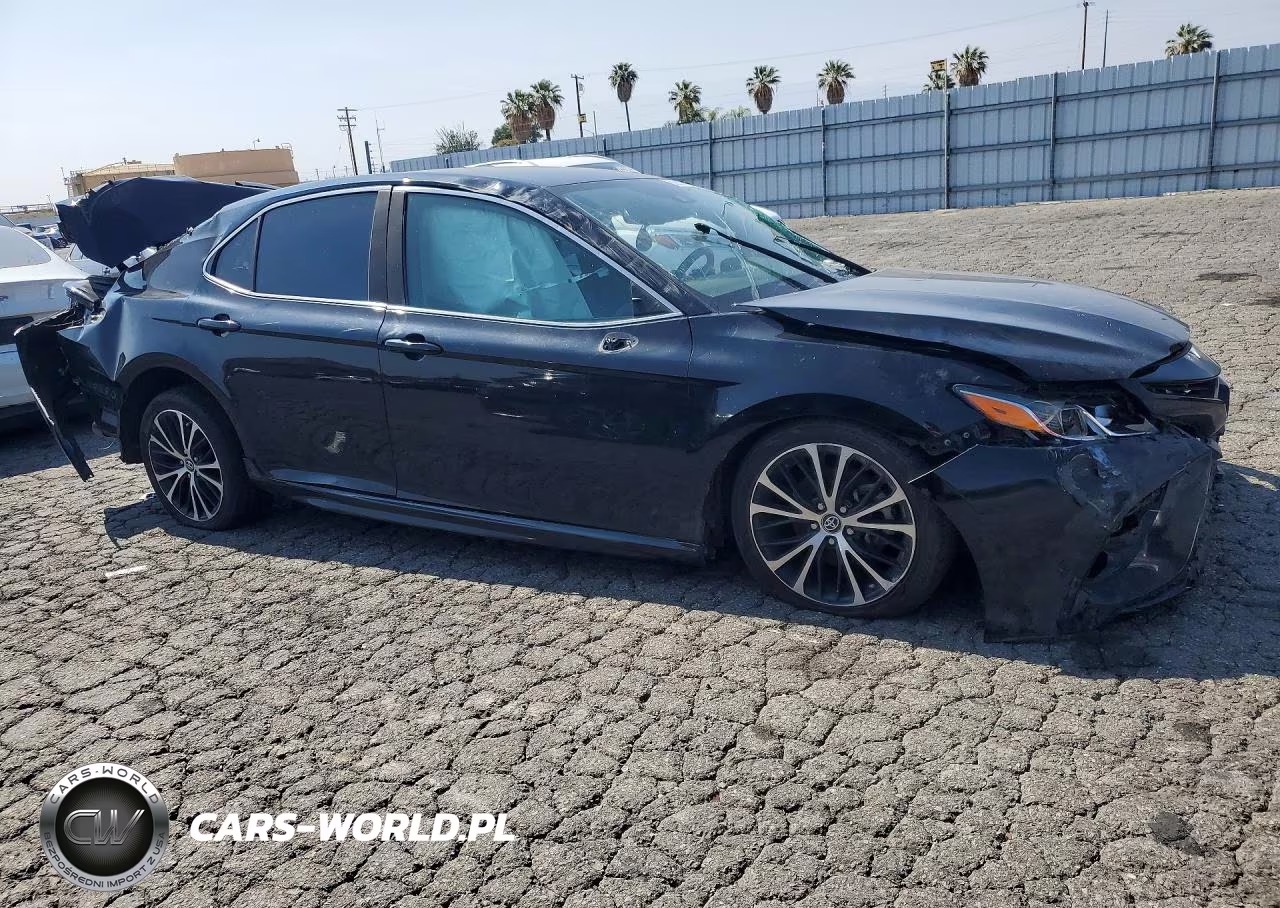 2019 Toyota Camry Se VIN:4T1B11HK2KU776204 - 4