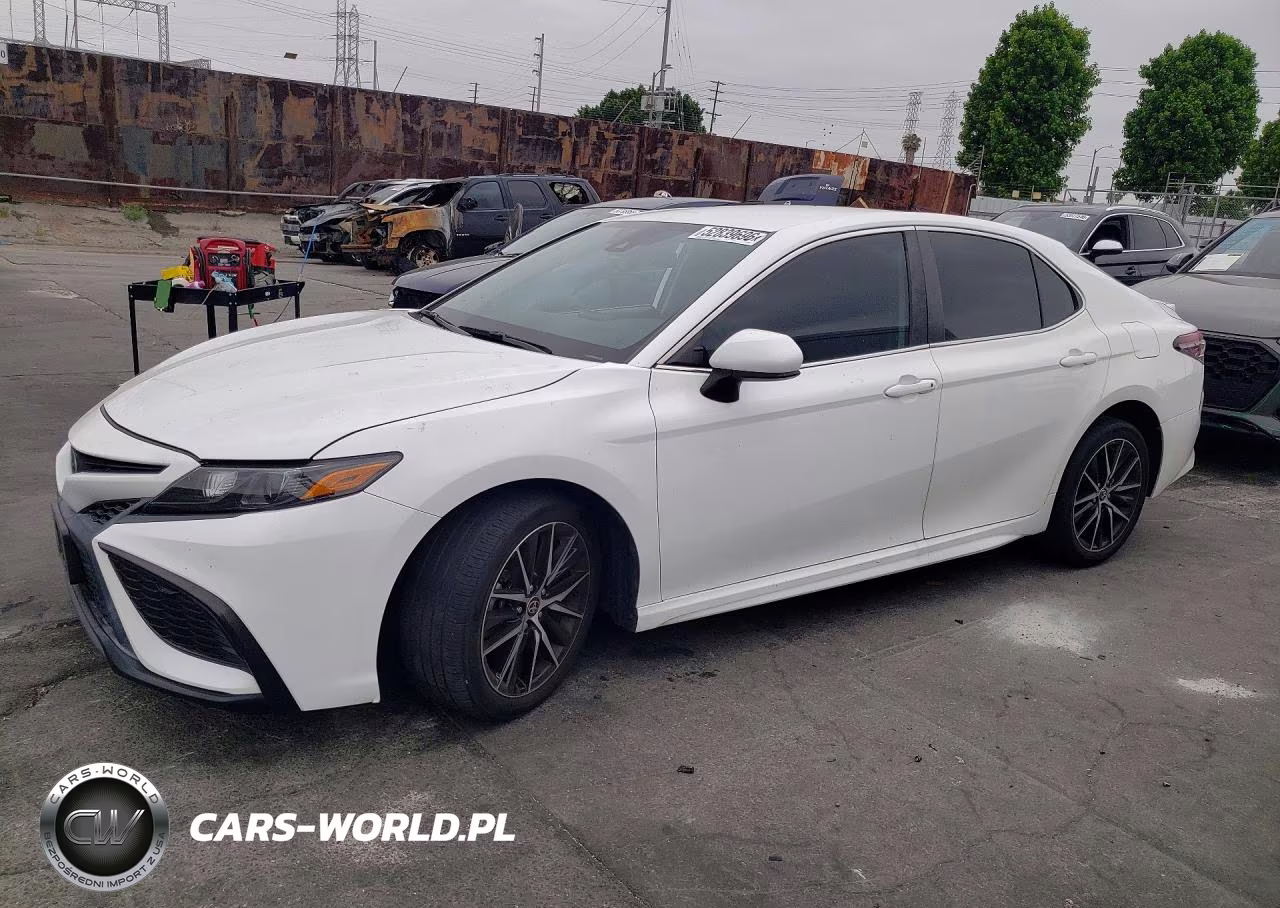 2021 Toyota Camry Se