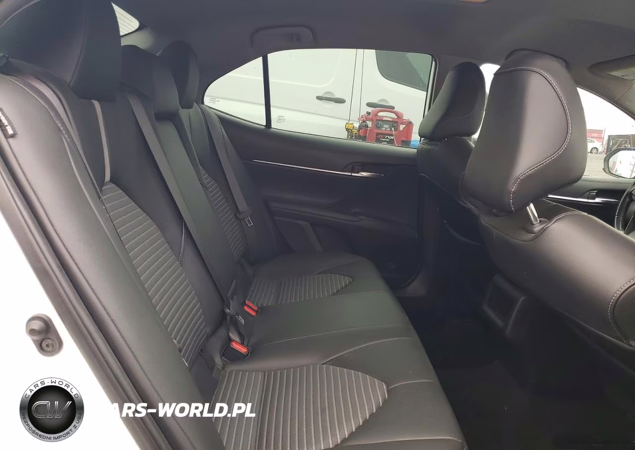 2021 Toyota Camry Se VIN:4T1G11AK1MU570651 - 10