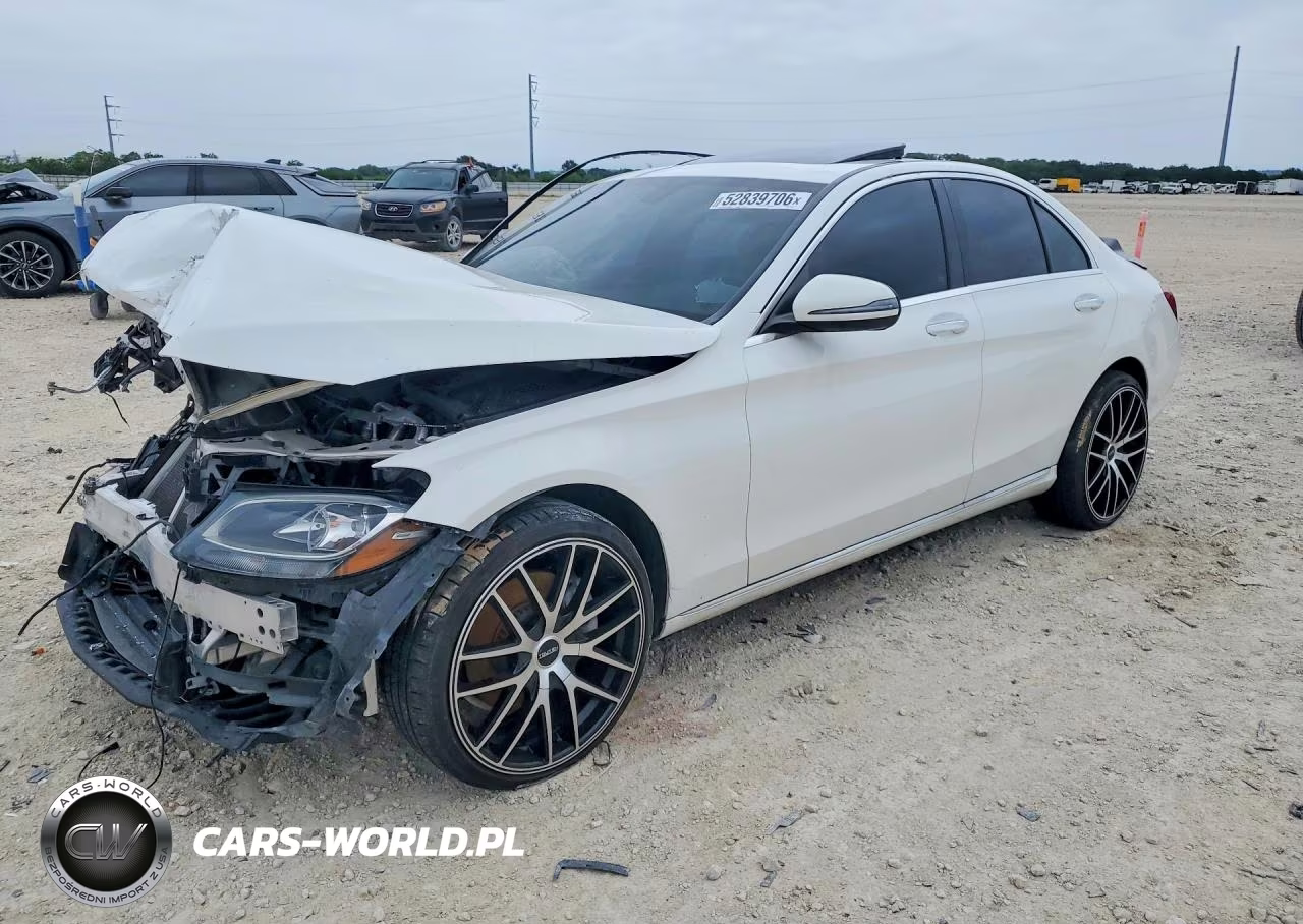 2018 Mercedes-Benz C 300 4Matic