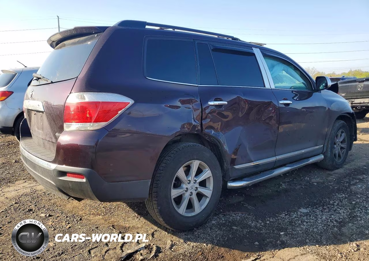 2012 Toyota Highlander Base VIN:5TDBK3EH7CS153124 - 3