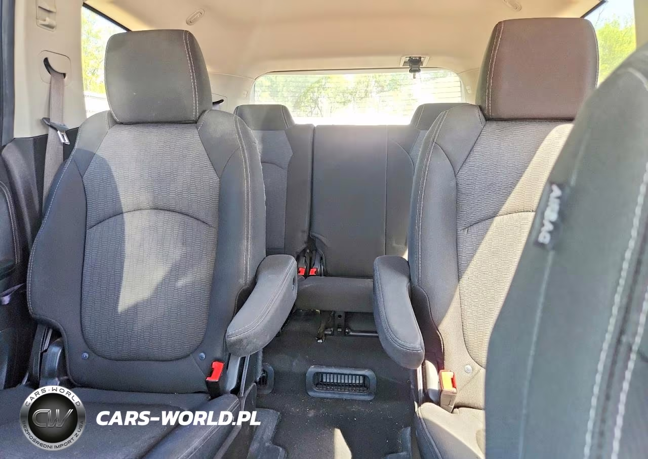 2015 Chevrolet Traverse Lt VIN:1GNKRGKD7FJ197797 - 10