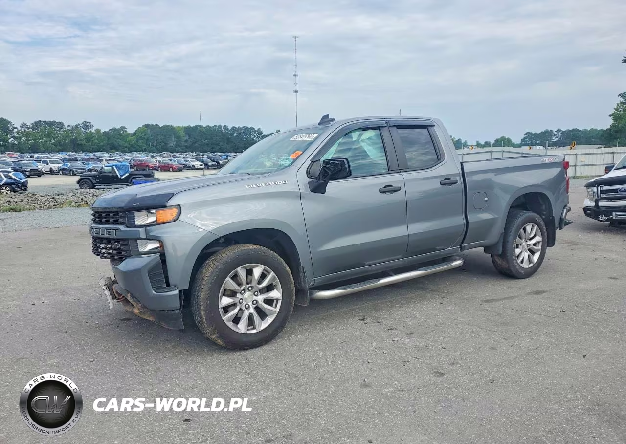 2020 Chevrolet Silverado K1500 Custom – zdjęcie 1 z 12