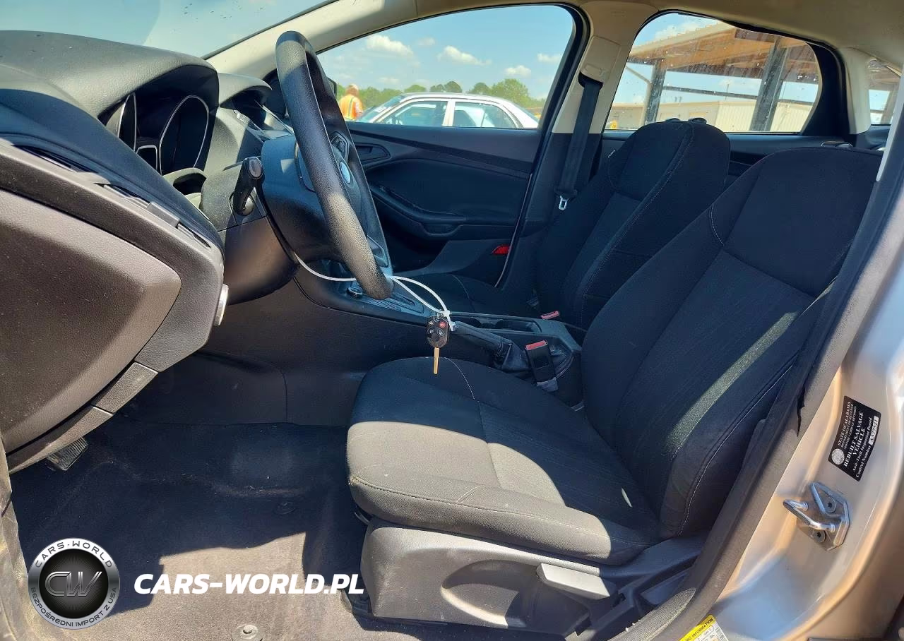 2016 Ford Focus S VIN:1FADP3E22GL376433 - 7