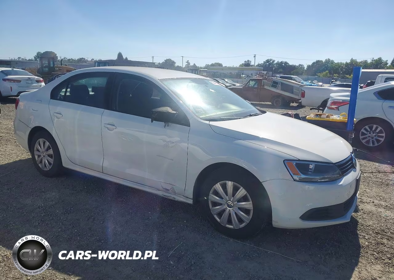 2014 Volkswagen Jetta Base VIN:3VW2K7AJ1EM425750 - 4