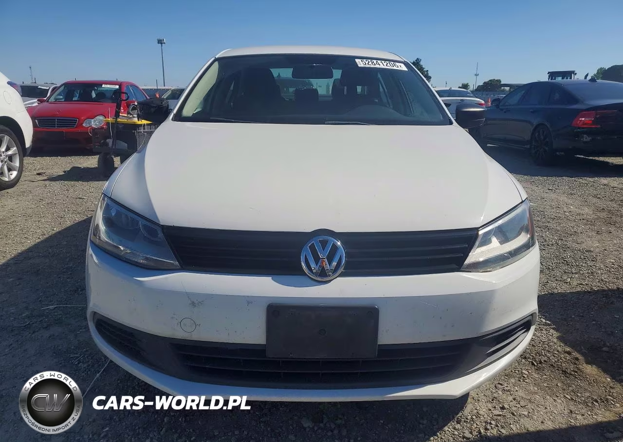 2014 Volkswagen Jetta Base VIN:3VW2K7AJ1EM425750 - 5
