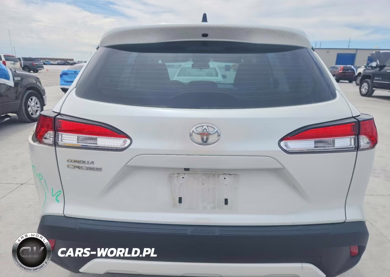 2024 Toyota Corolla Cross L VIN:7MUAAAAG4RV108446 - 6