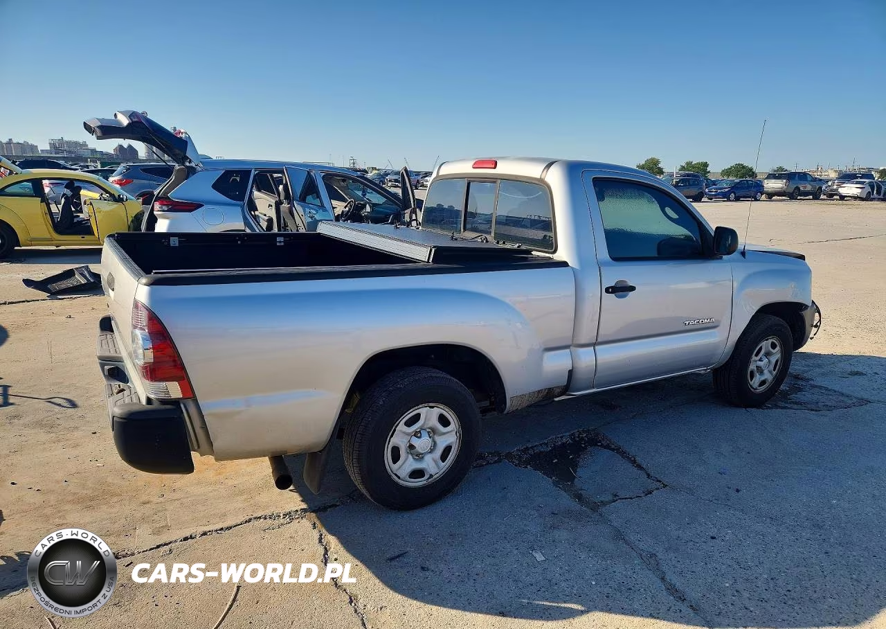 2010 Toyota Tacoma Base VIN:5TENX4CN2AZ724340 - 3