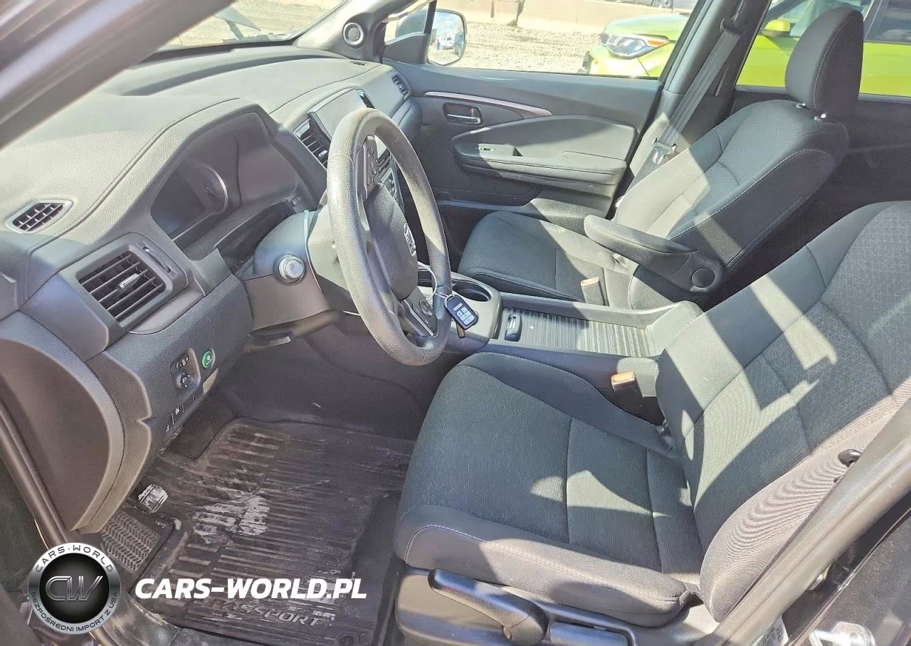 2021 Honda Passport Sport VIN:5FNYF8H21MB012512 - 7