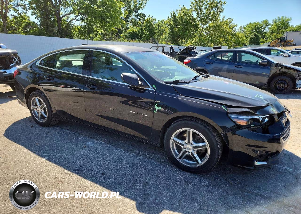2017 Chevrolet Malibu Lt VIN:1G1ZE5ST5HF177142 - 4