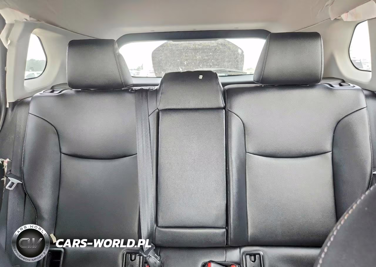 2023 Toyota Corolla Cross Xle VIN:7MUDAAAG3PV052994 - 10