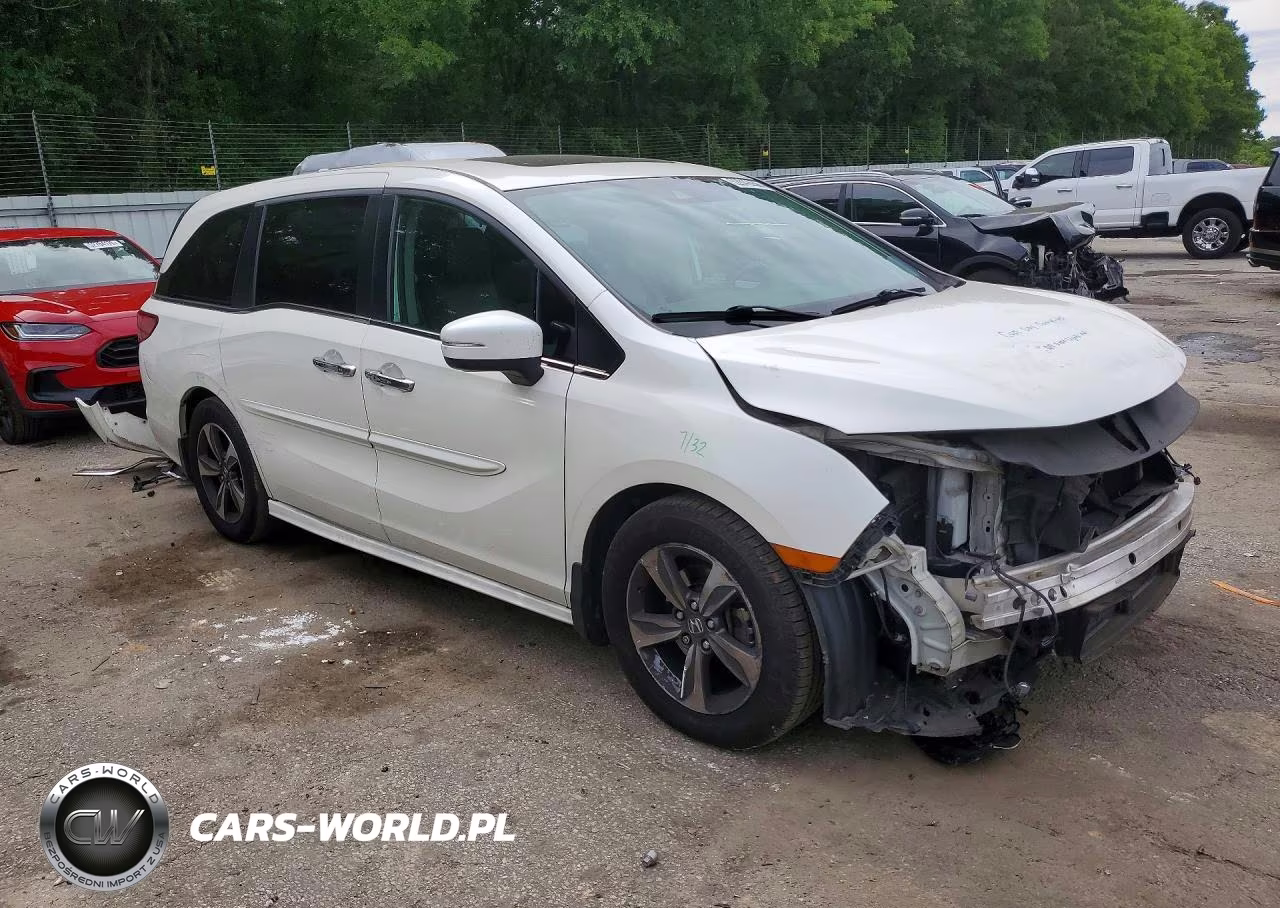 2019 Honda Odyssey Touring VIN:5FNRL6H82KB091482 - 4