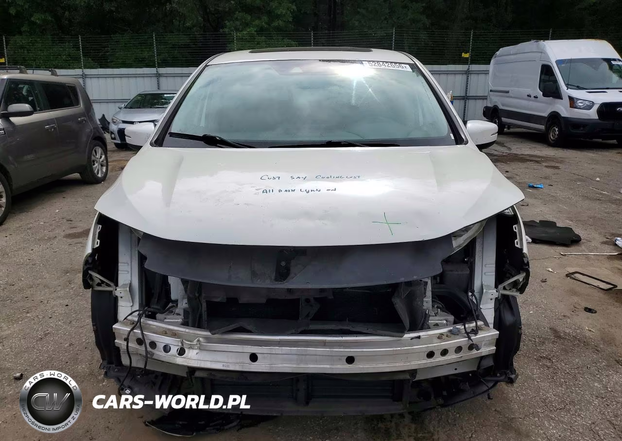 2019 Honda Odyssey Touring VIN:5FNRL6H82KB091482 - 5