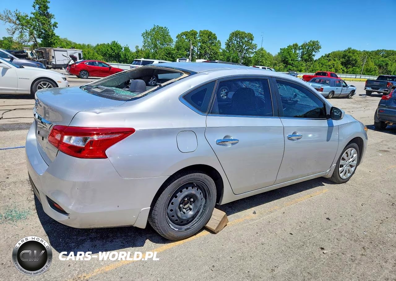 2016 Nissan Sentra S VIN:3N1AB7AP4GY260987 - 3
