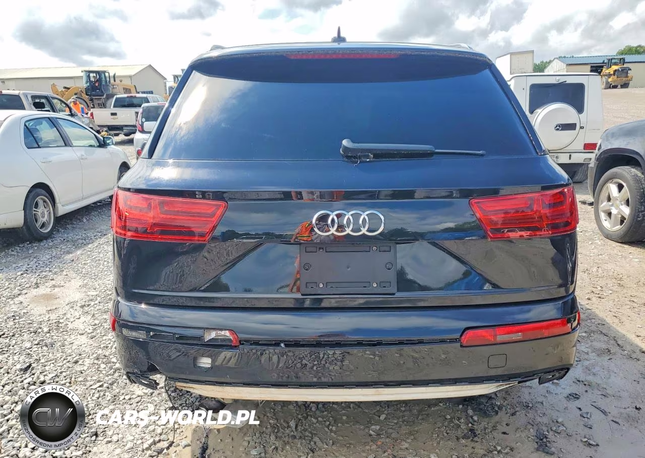 2018 Audi Q7 Premium VIN:WA1AAAF75JD007686 - 6