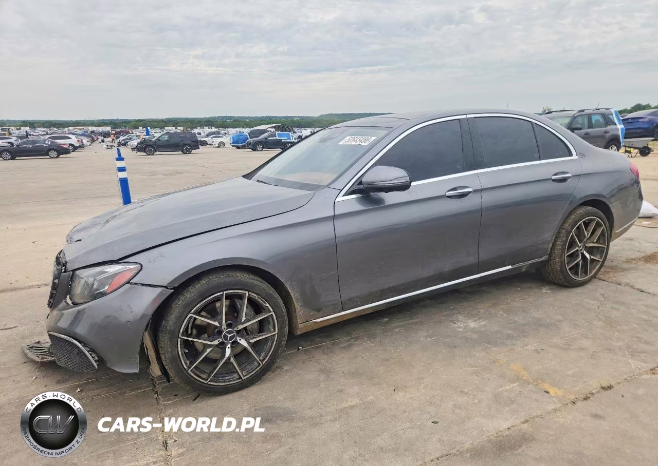 2017 Mercedes-Benz E 300 4Matic