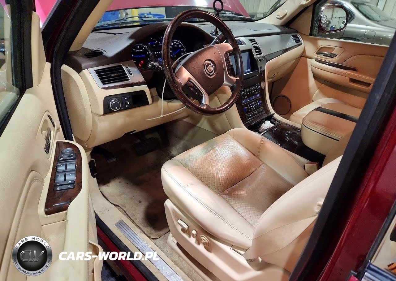 2008 Cadillac Escalade Luxury VIN:1GYFK63808R109472 - 8