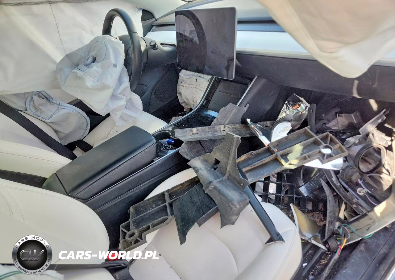 2020 Tesla Model 3 VIN:5YJ3E1EB5LF651502 - 8