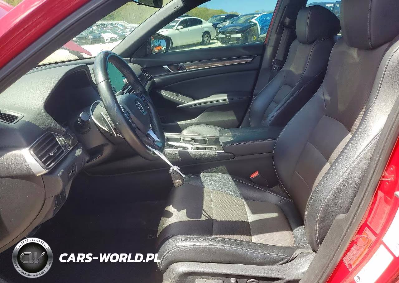2018 Honda Accord Sport VIN:1HGCV1F30JA236117 - 7