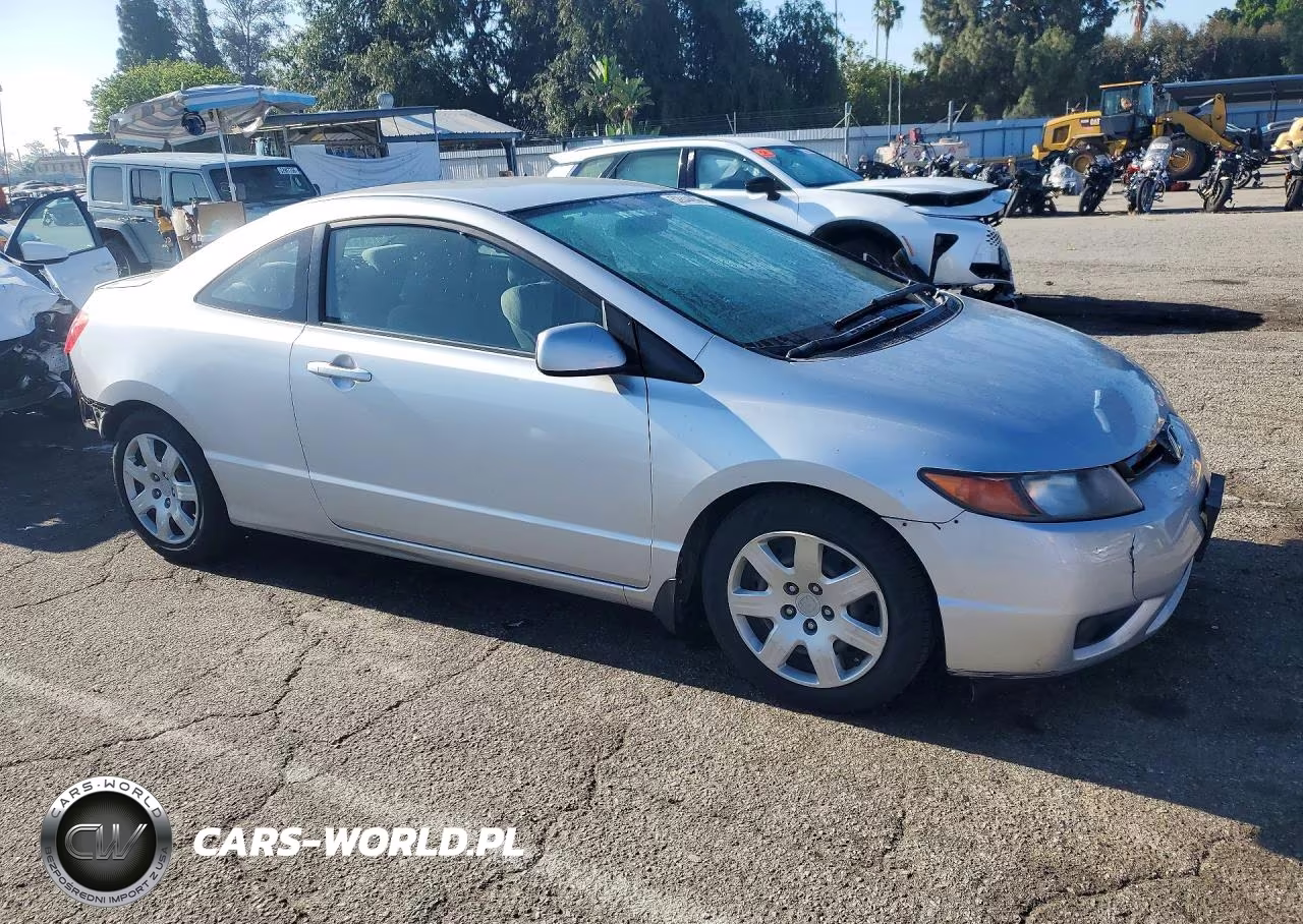 2008 Honda Civic Lx VIN:2HGFG12618H568411 - 4