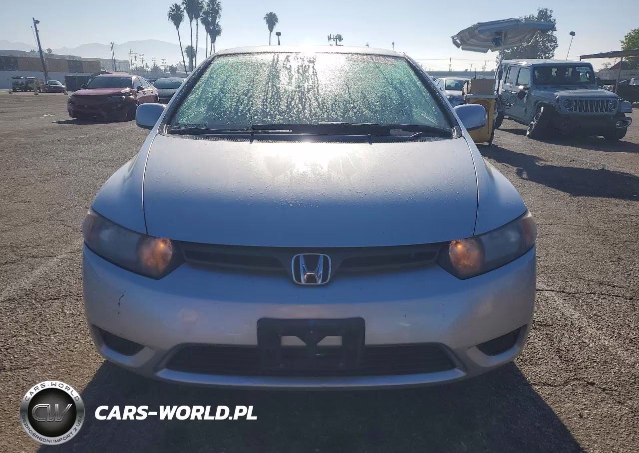 2008 Honda Civic Lx VIN:2HGFG12618H568411 - 5