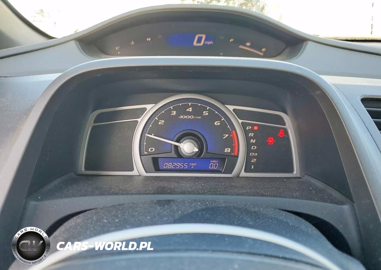 2008 Honda Civic Lx VIN:2HGFG12618H568411 - 9