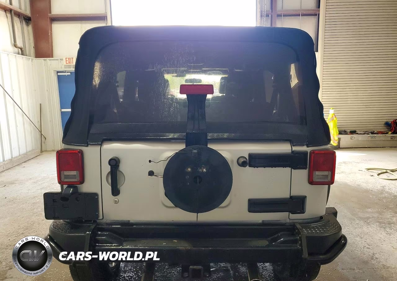 2012 Jeep Wrangler Unlimited Rubicon VIN:1C4BJWFG0CL248636 - 6