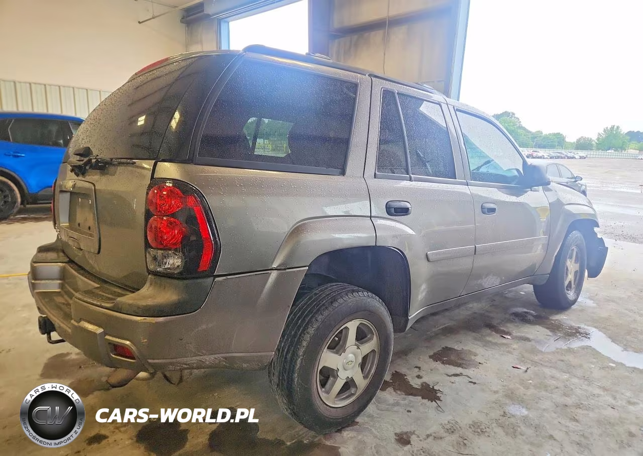 2006 Chevrolet Trailblazer Ls VIN:1GNDS13S462285921 - 3