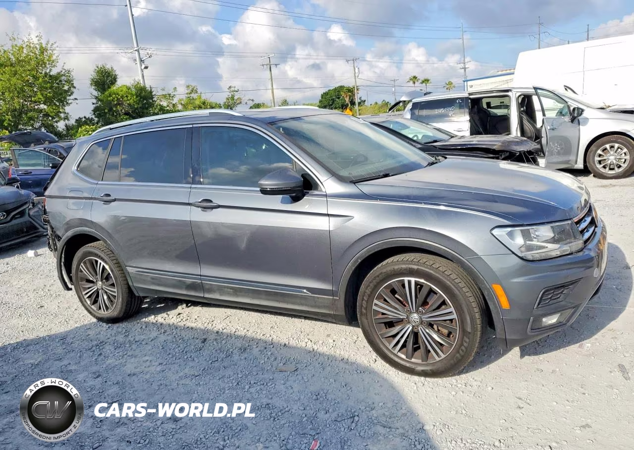 2018 Volkswagen Tiguan Se VIN:3VV3B7AX3JM185477 - 4