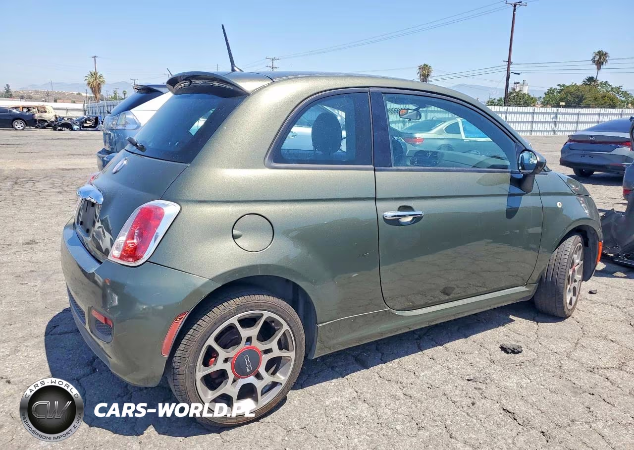 2015 Fiat 500 Sport VIN:3C3CFFBR7FT536518 - 3