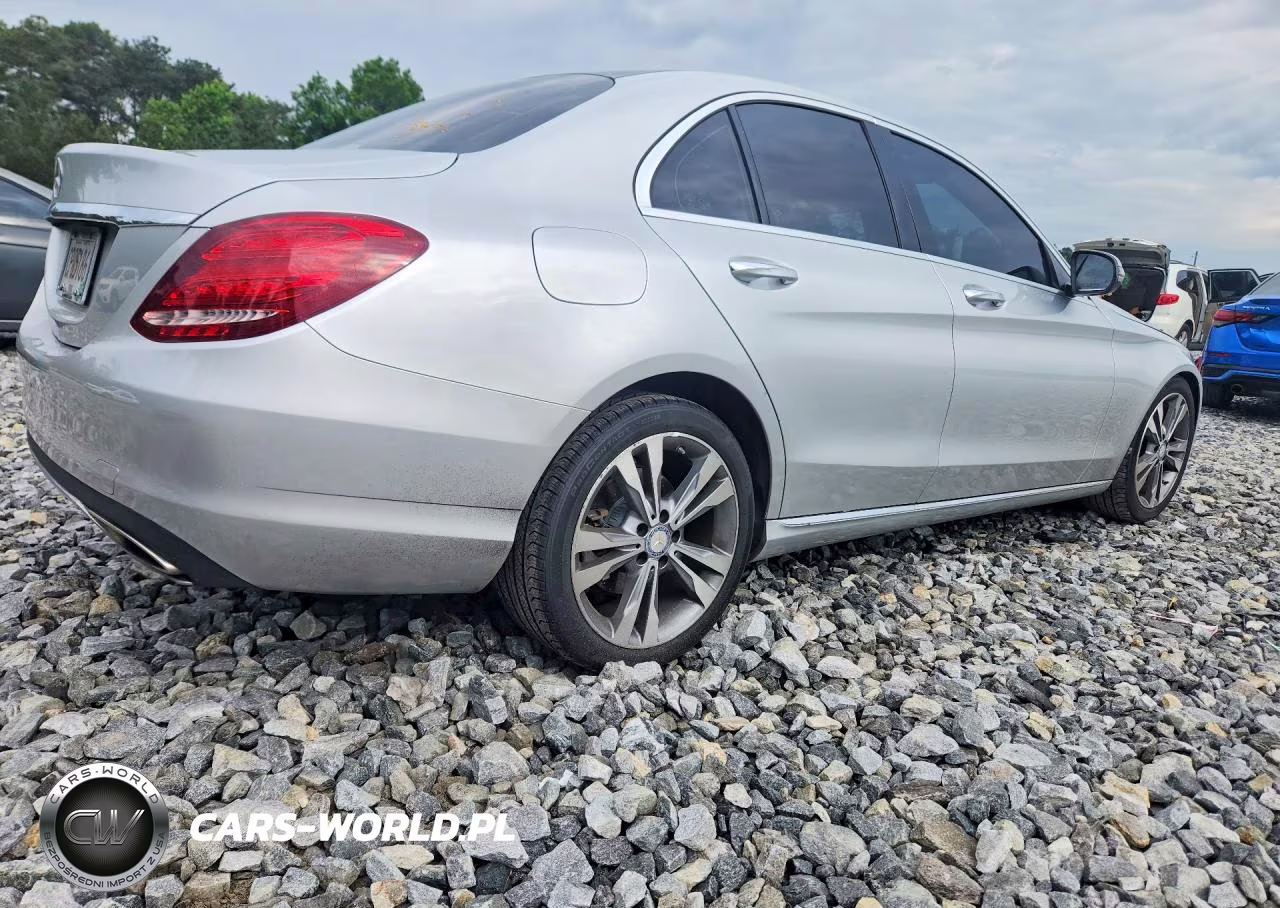 2017 Mercedes-Benz C 300 VIN:55SWF4JB8HU188603 - 3