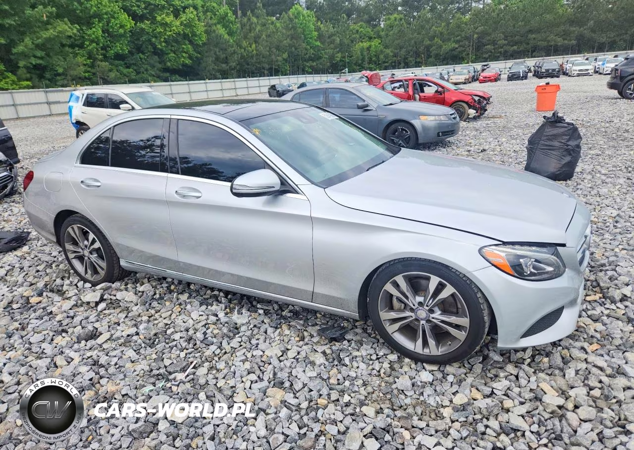 2017 Mercedes-Benz C 300 VIN:55SWF4JB8HU188603 - 4
