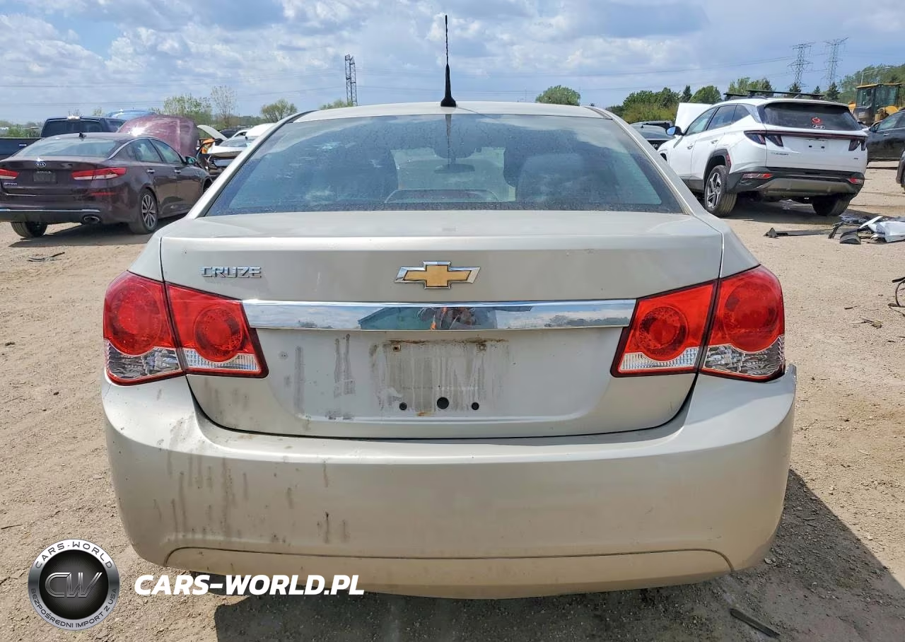 2013 Chevrolet Cruze Ls VIN:1G1PA5SH7D7228577 - 6