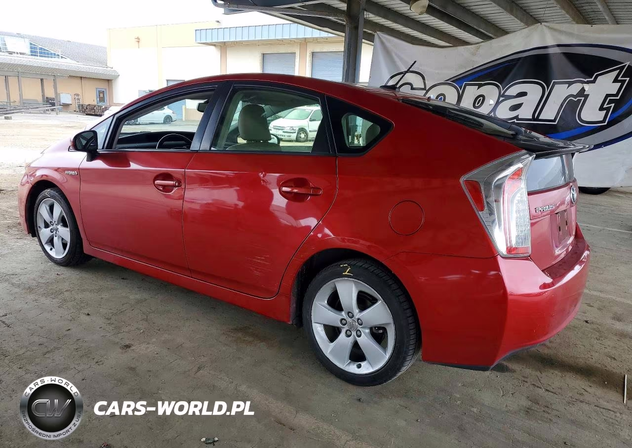 2013 Toyota Prius Five VIN:JTDKN3DU8D1733938 - 2