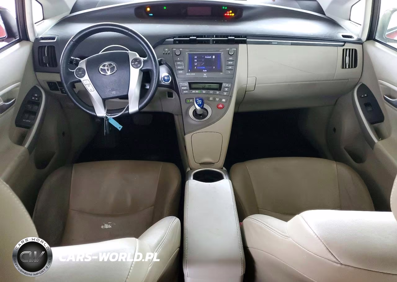 2013 Toyota Prius Five VIN:JTDKN3DU8D1733938 - 8