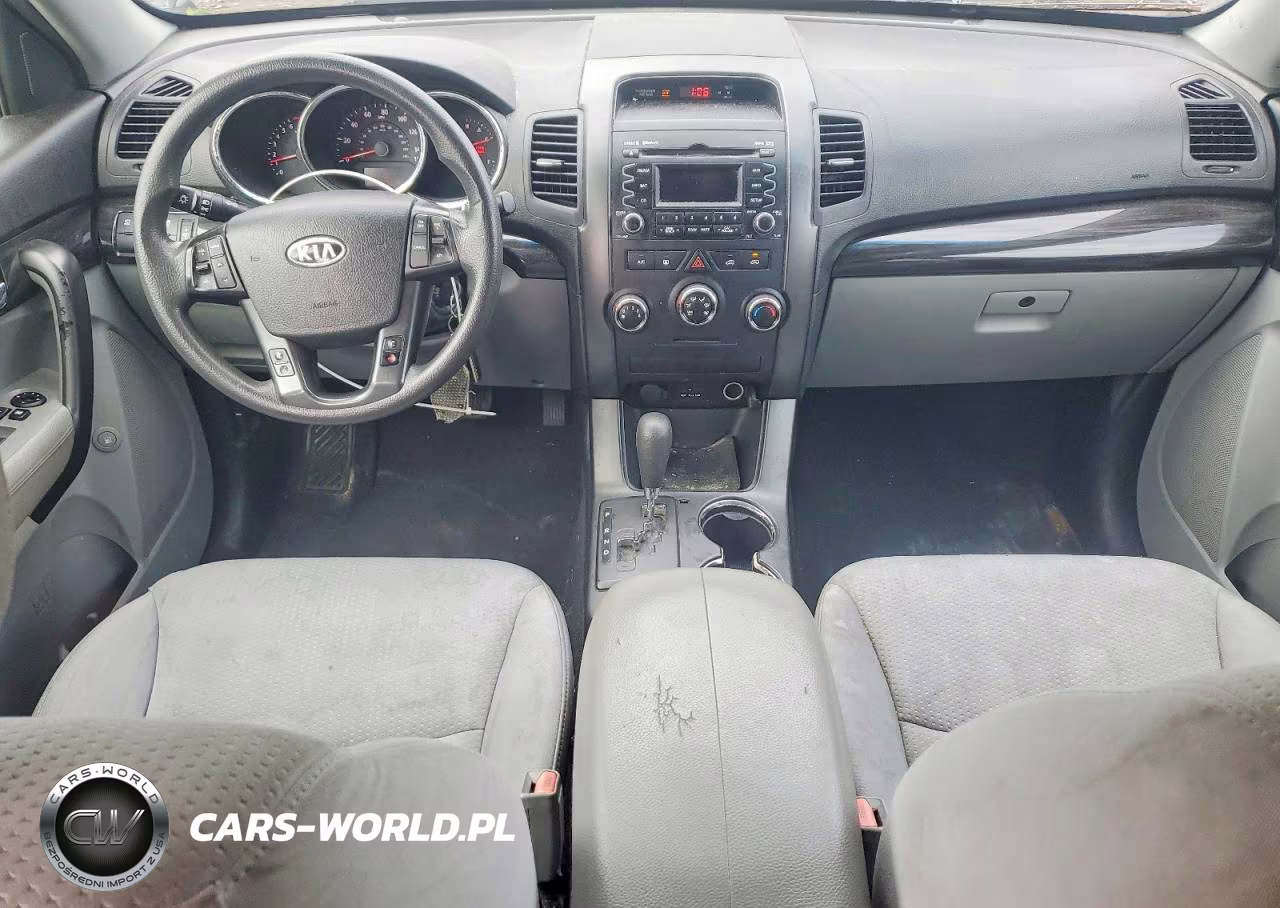2011 Kia Sorento Lx VIN:5XYKT3A12BG069598 - 8