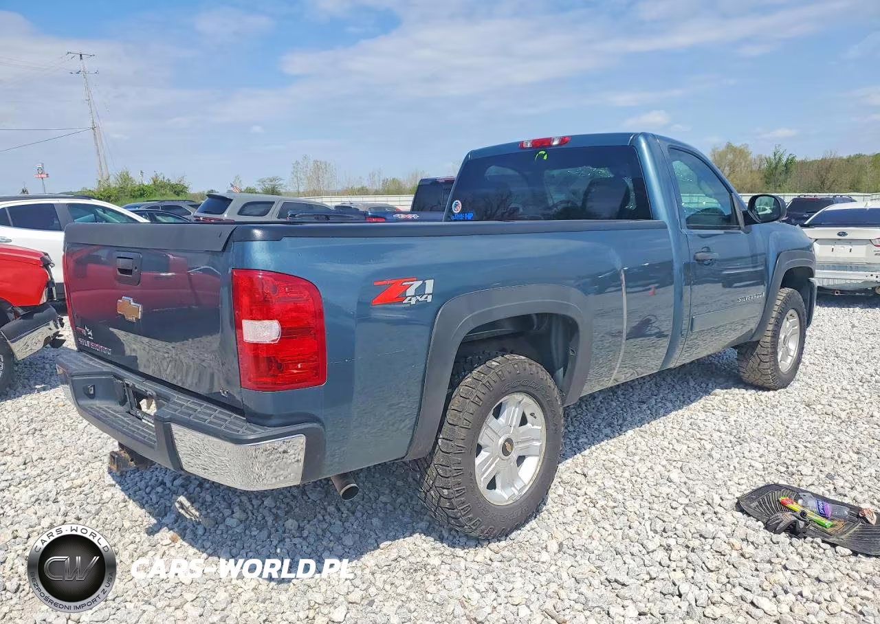2008 Chevrolet Silverado K1500 VIN:1GCEK14088Z304720 - 3