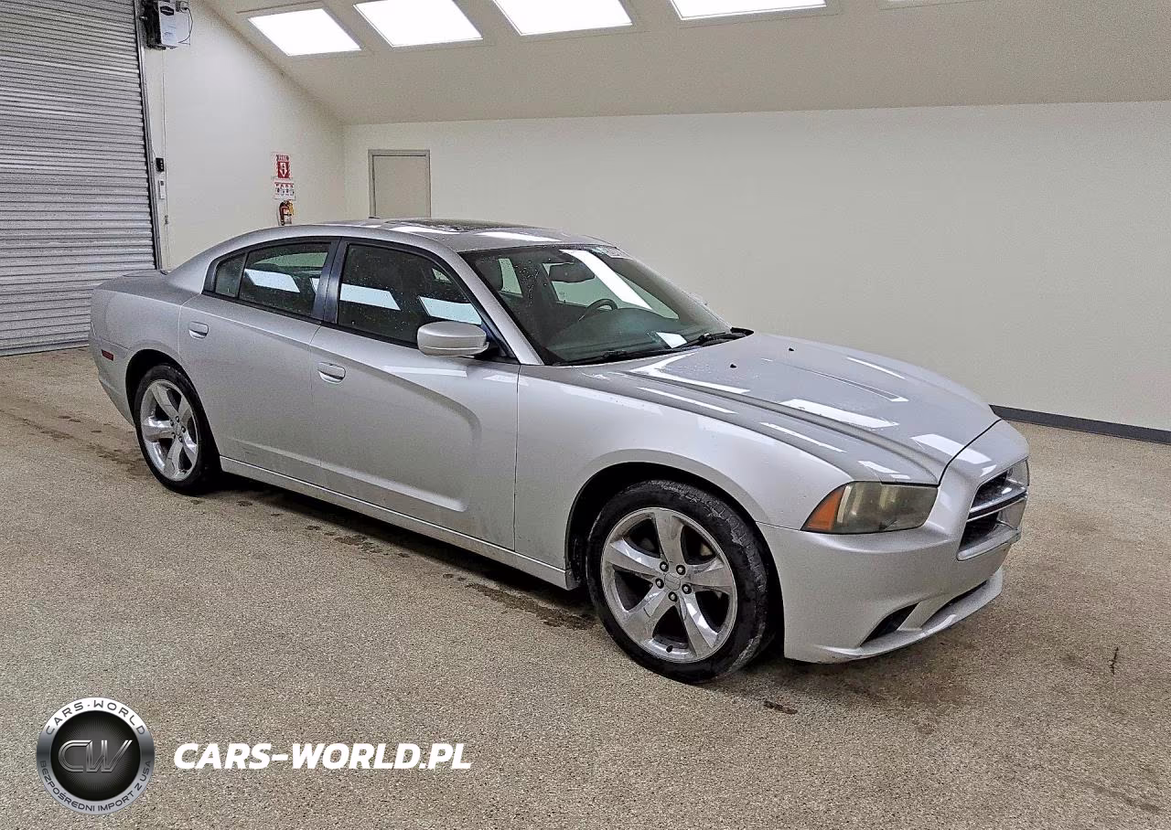 2011 Dodge Charger VIN:2B3CL3CG2BH613610 - 4