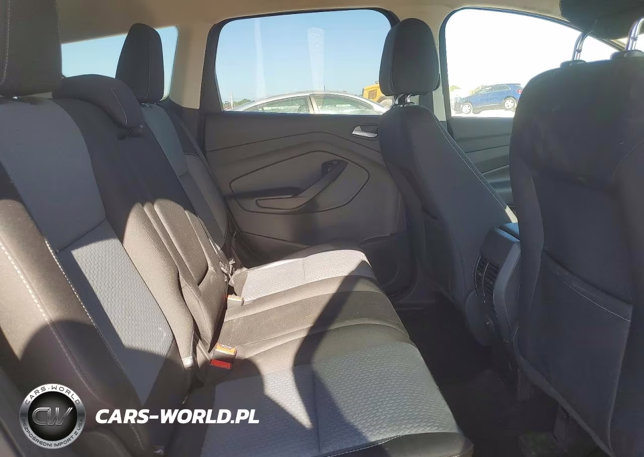 2017 Ford Escape Se VIN:1FMCU0GD2HUA19966 - 11