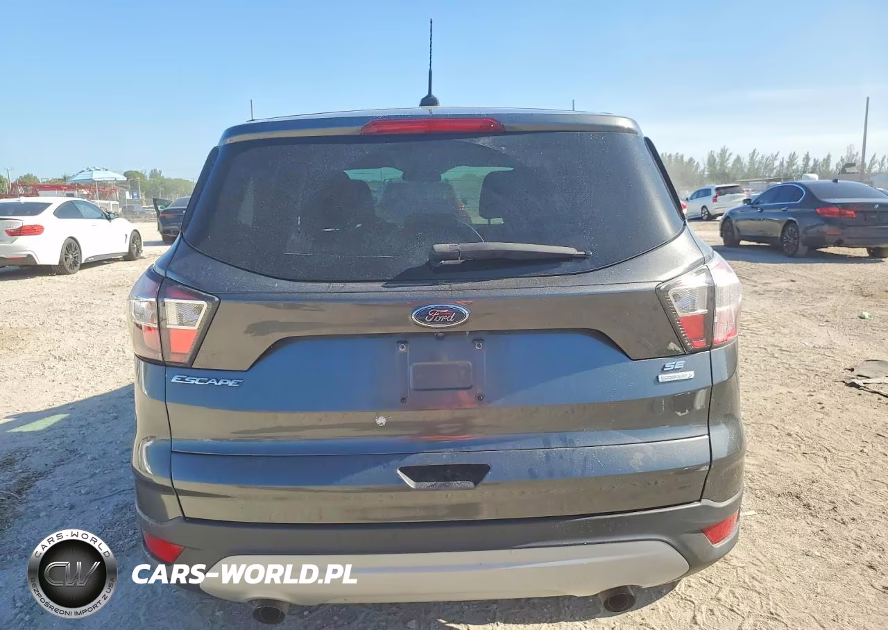 2017 Ford Escape Se VIN:1FMCU0GD2HUA19966 - 6