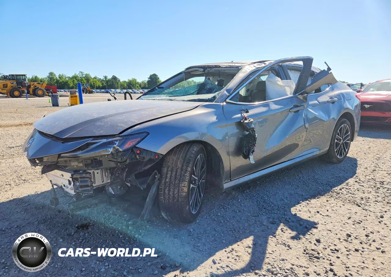 2025 Toyota Camry Xle – zdjęcie 1 z 12