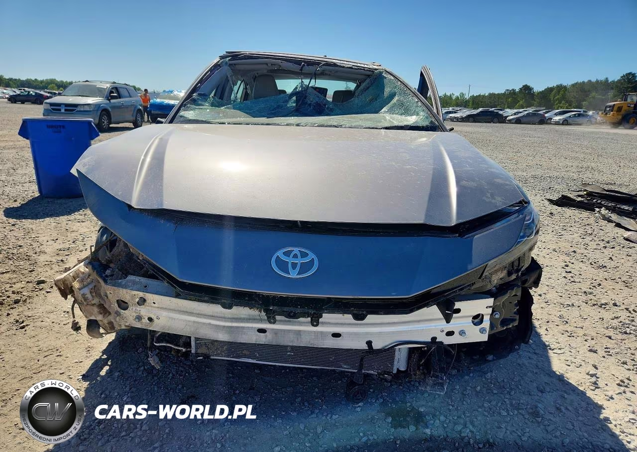 2025 Toyota Camry Xle VIN:4T1DAACK7SU519409 - 5