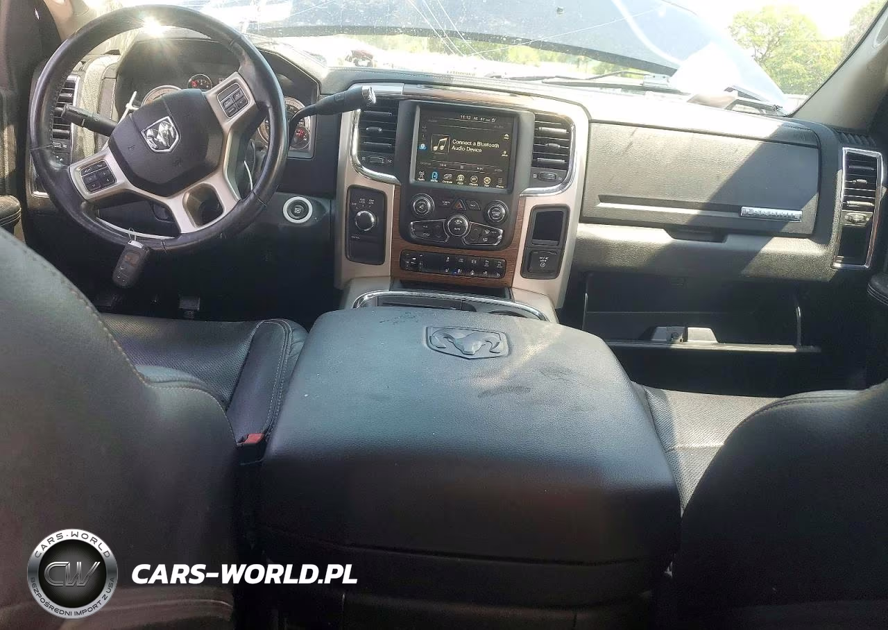 2017 Ram 2500 Laramie VIN:3C6UR5NL2HG711849 - 8