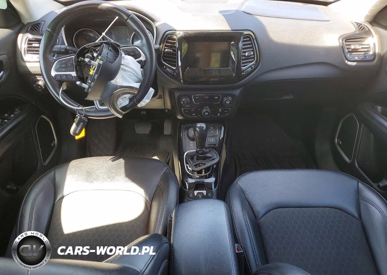 2019 Jeep Compass Latitude VIN:3C4NJDBB3KT750409 - 8