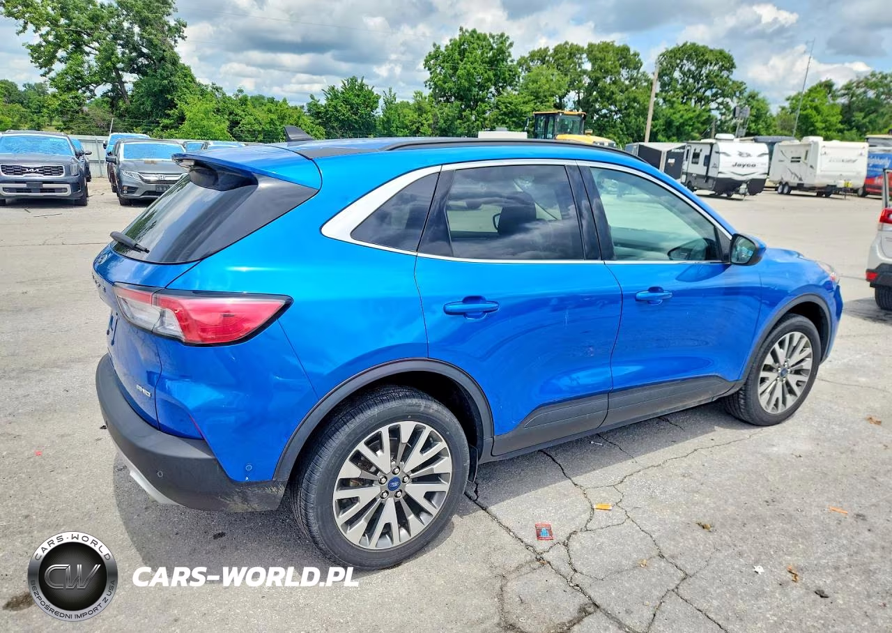 2021 Ford Escape Titanium VIN:1FMCU9J92MUA70886 - 3