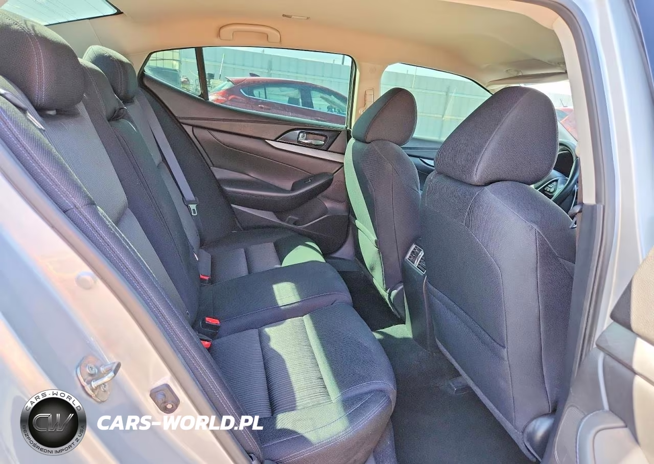 2018 Nissan Maxima 3.5 S VIN:1N4AA6AP3JC361650 - 10